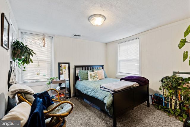 402 FAIRMOUNT AVE, Philadelphia, PA 19123