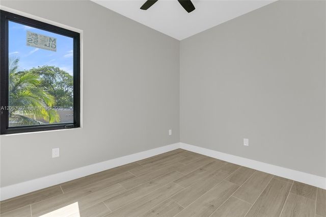 1818 NW 49th St, Miami, FL 33142