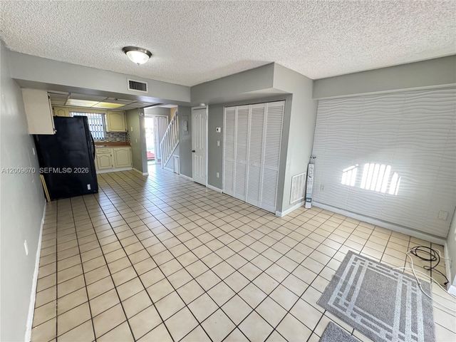 5774 W 26th Ave 106, Hialeah, FL 33016