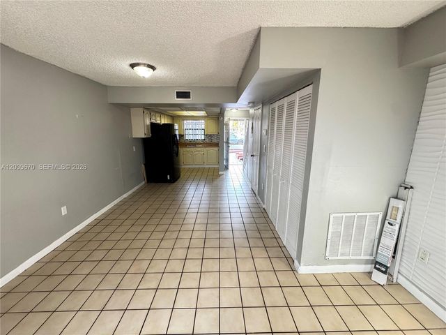 5774 W 26th Ave 106, Hialeah, FL 33016
