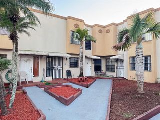 5774 W 26th Ave 106, Hialeah, FL 33016