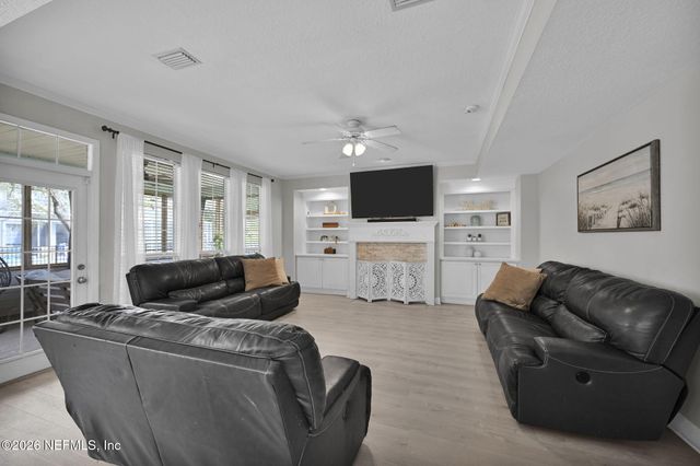 12862 LA COSTA Court, Jacksonville, FL 32225