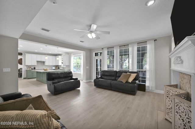 12862 LA COSTA Court, Jacksonville, FL 32225