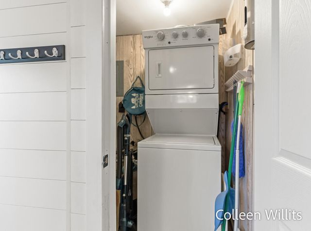 11327 Hemlock Street, Holton, MI 49425