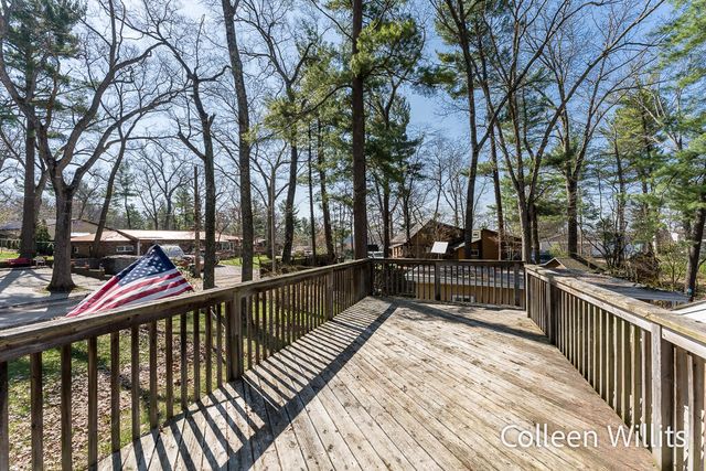 11327 Hemlock Street, Holton, MI 49425