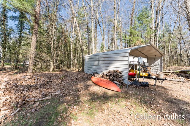11327 Hemlock Street, Holton, MI 49425