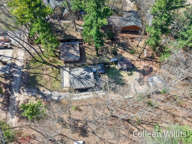 11327 Hemlock Street, Holton, MI 49425