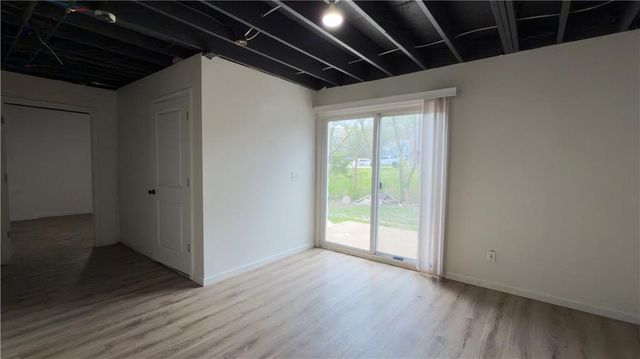 14912 Pine View Drive, Grandview, MO 64030