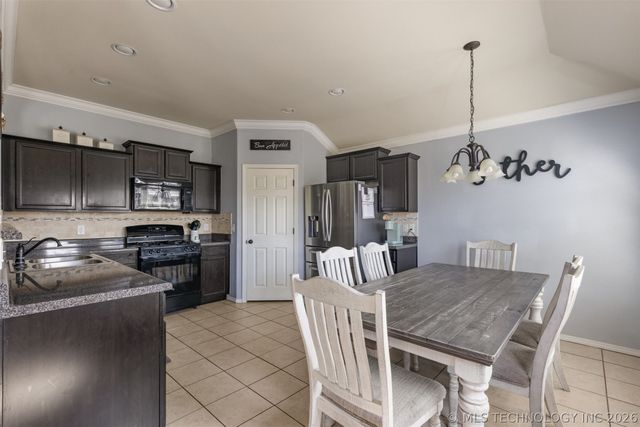 25046 E 91st Place S, Broken Arrow, OK 74014