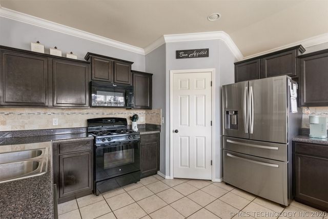 25046 E 91st Place S, Broken Arrow, OK 74014