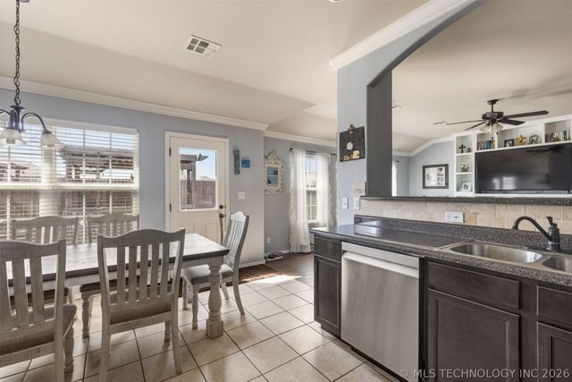 25046 E 91st Place S, Broken Arrow, OK 74014