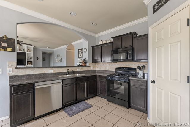 25046 E 91st Place S, Broken Arrow, OK 74014