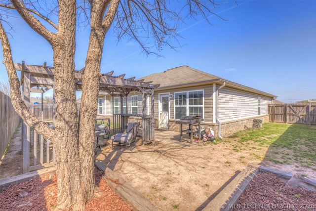 25046 E 91st Place S, Broken Arrow, OK 74014