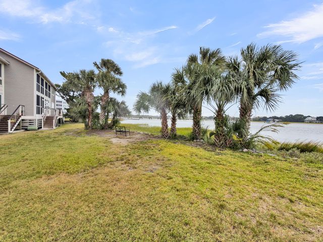 11 Mariners Cay Drive 11, Folly Beach, SC 29439