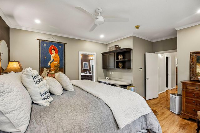 34 Highbush Court, The Woodlands, TX 77381
