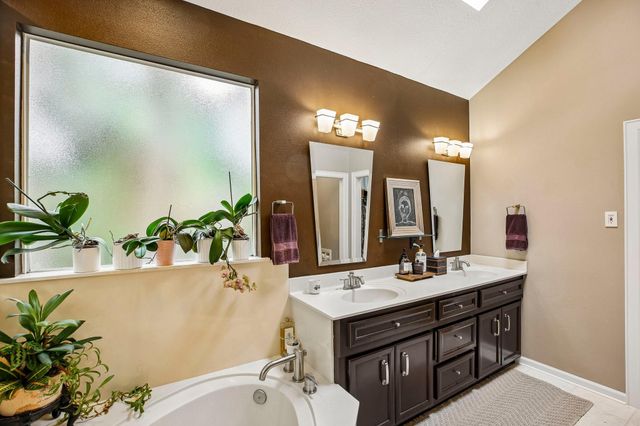 34 Highbush Court, The Woodlands, TX 77381