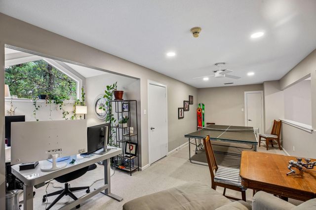 34 Highbush Court, The Woodlands, TX 77381