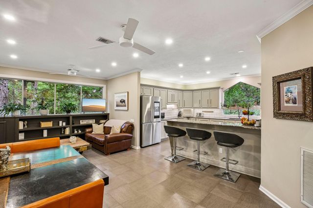 34 Highbush Court, The Woodlands, TX 77381