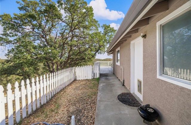 17825 Clearwater Drive, Red Bluff, CA 96080