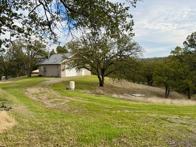 17825 Clearwater Drive, Red Bluff, CA 96080