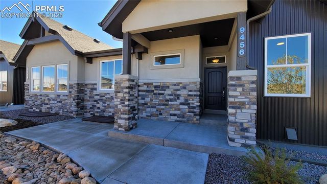 9456 Wolf Valley Drive, Colorado Springs, CO 80924