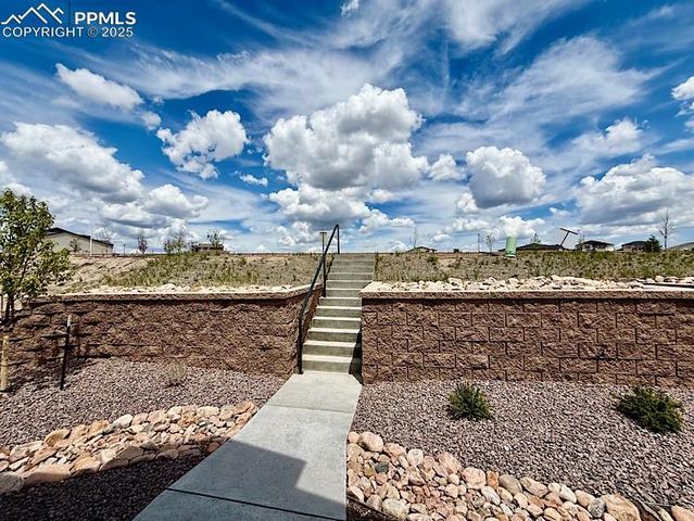 9456 Wolf Valley Drive, Colorado Springs, CO 80924