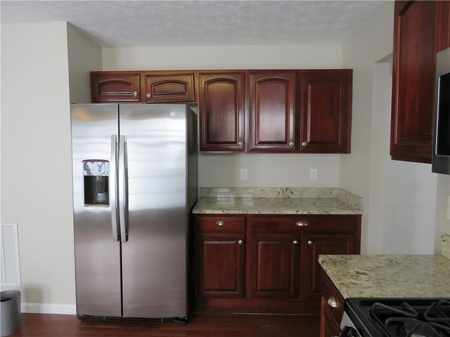 2064 Majestic Dr, North Strabane, PA 15317