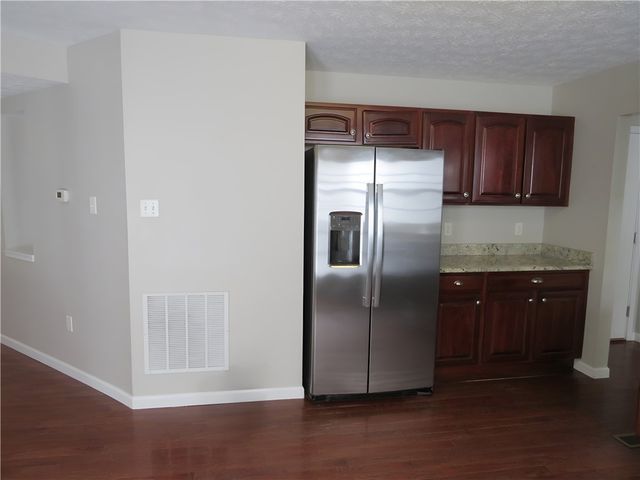 2064 Majestic Dr, North Strabane, PA 15317