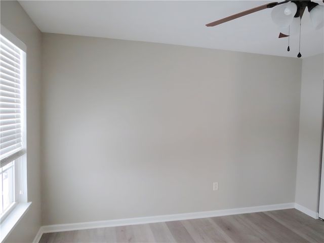 2064 Majestic Dr, North Strabane, PA 15317