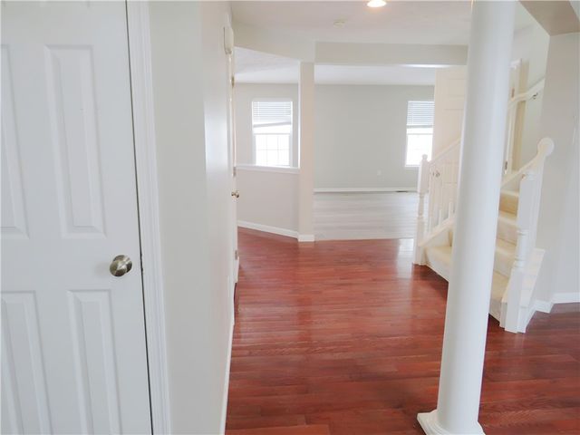 2064 Majestic Dr, North Strabane, PA 15317