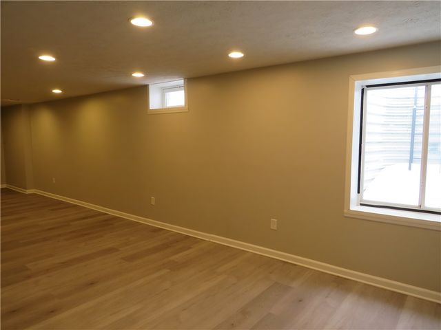 2064 Majestic Dr, North Strabane, PA 15317