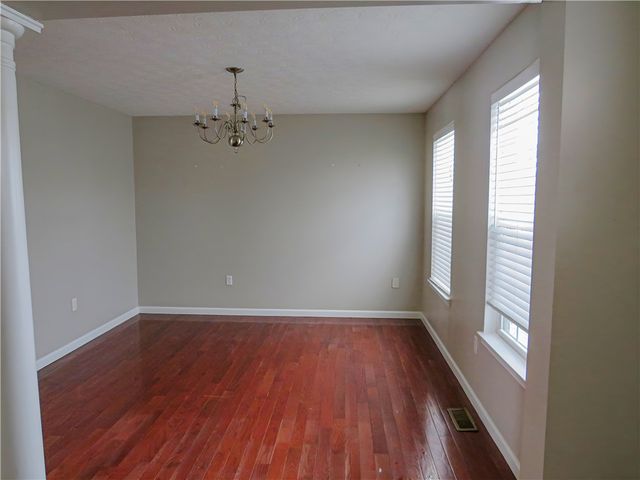 2064 Majestic Dr, North Strabane, PA 15317