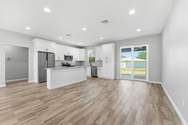 3269 NW 24th Ave, Okeechobee, FL 34972