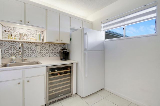 2721 N Garden Drive 309, Lake Worth, FL 33461