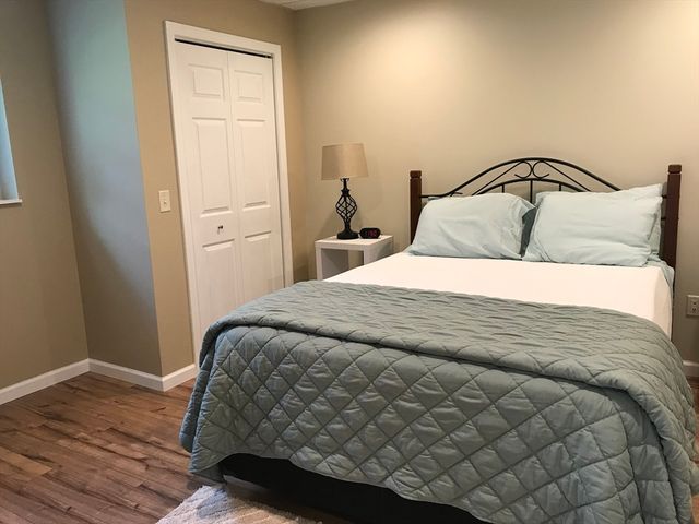 631 Warren Wright Rd, Belchertown, MA 01007
