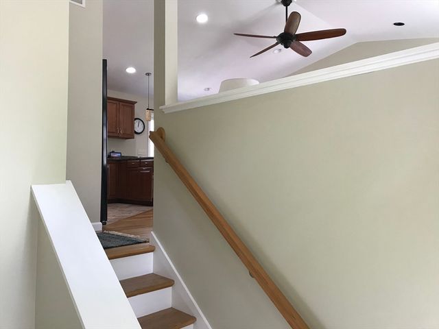 631 Warren Wright Rd, Belchertown, MA 01007