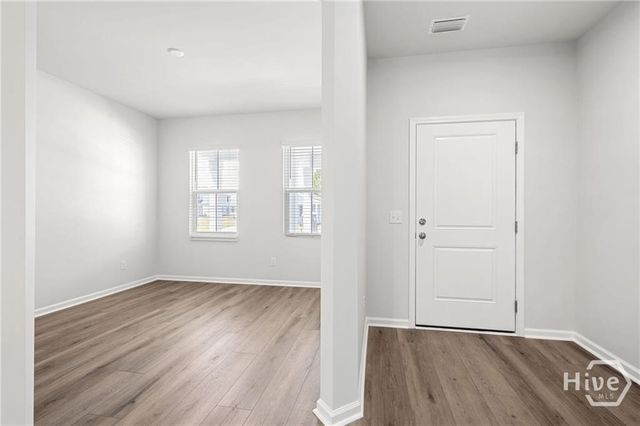 398 Crosstown Avenue, Richmond Hill, GA 31324