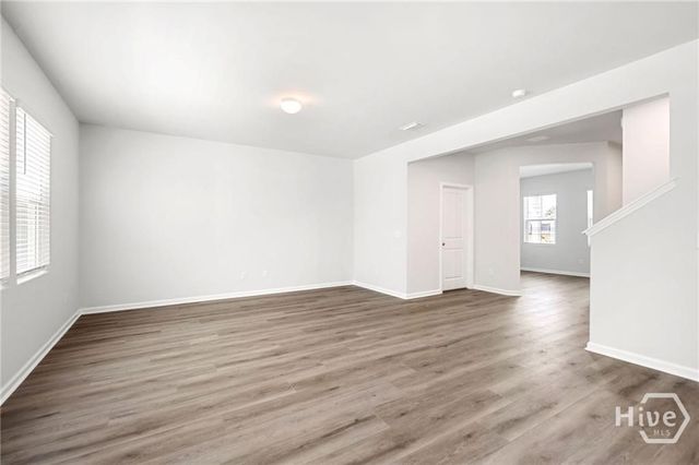 398 Crosstown Avenue, Richmond Hill, GA 31324