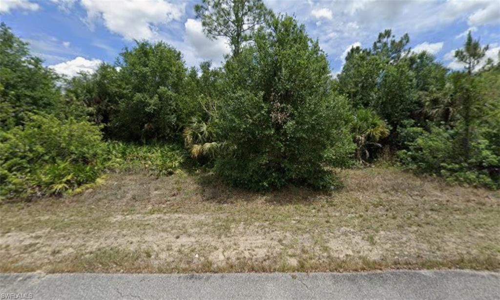 512 Wellington AVE, LEHIGH ACRES, FL 33972 — exterior
