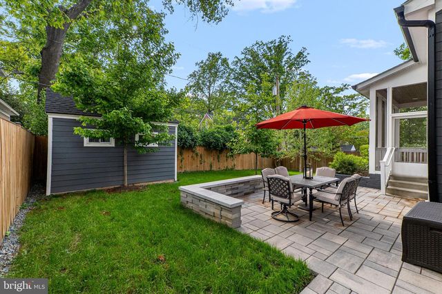 414 N MONROE ST, Arlington, VA 22201