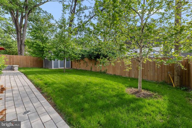 414 N MONROE ST, Arlington, VA 22201