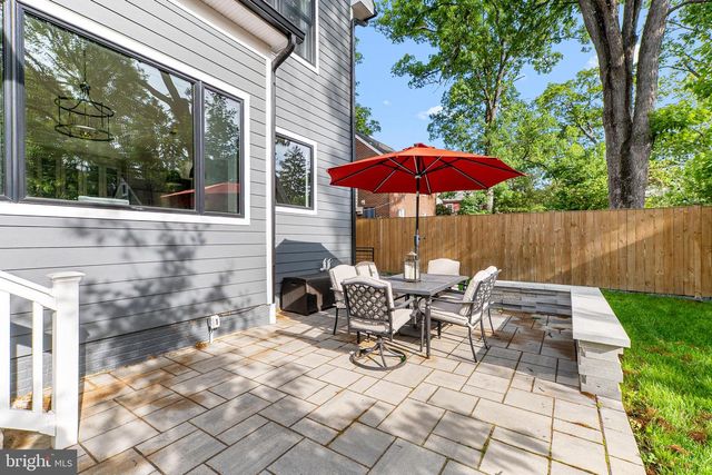 414 N MONROE ST, Arlington, VA 22201