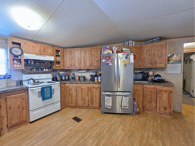 25360 S 607 Road, Grove, OK 74344