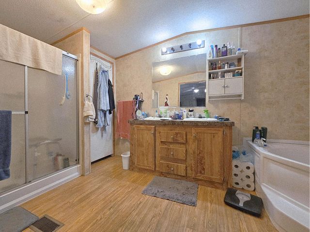 25360 S 607 Road, Grove, OK 74344