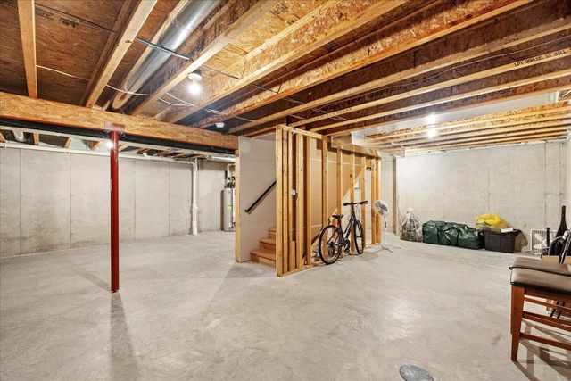 6107 Ragan Street, Madison, WI 53718