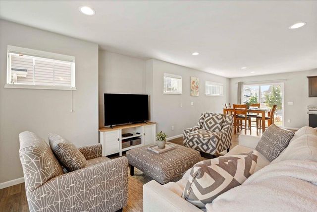 6107 Ragan Street, Madison, WI 53718