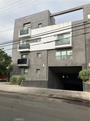 11925 KLING 206, Valley Village, CA 91607