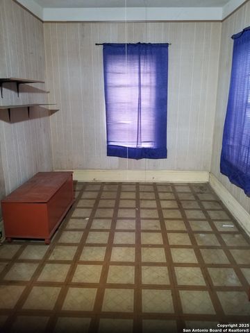 1709 Delgado, San Antonio, TX 78207