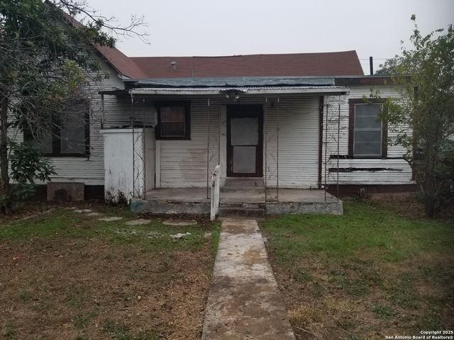 1709 Delgado, San Antonio, TX 78207