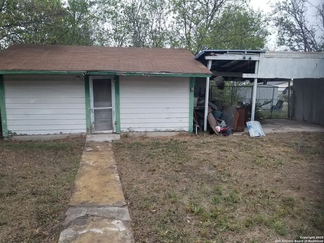 1709 Delgado, San Antonio, TX 78207